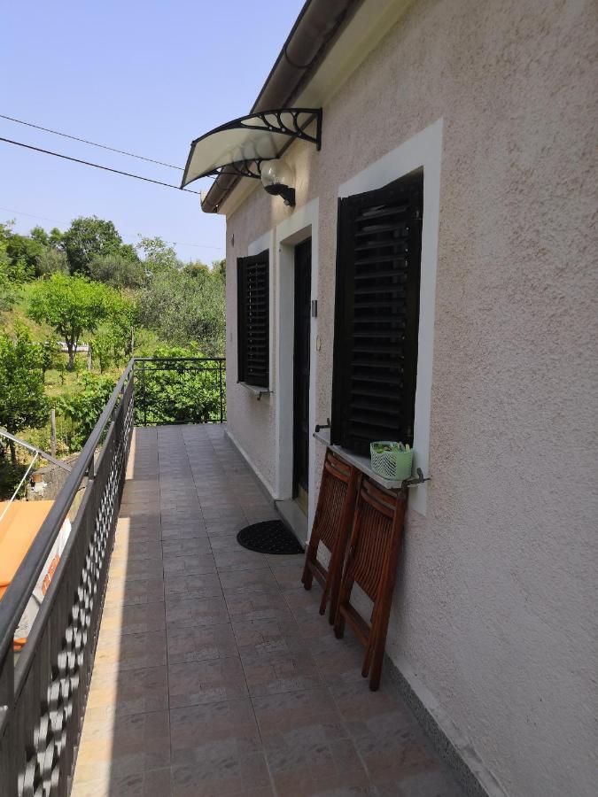 Ferienwohnung Rosemarin Koper Exterior foto